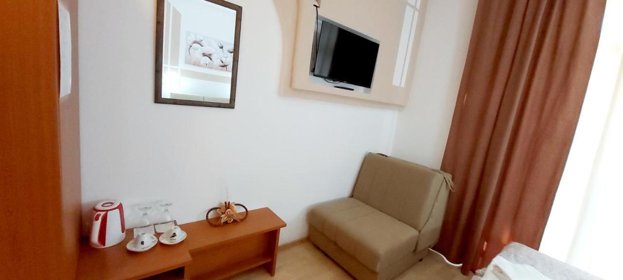 Adica Prenociste Sport Wellness Centar - Bazeni Hostel Ada Exterior photo